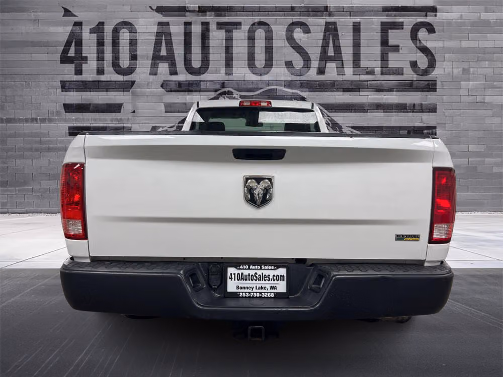 2019 RAM 1500 CLASSIC TRADESMAN REGULAR CAB Image 4