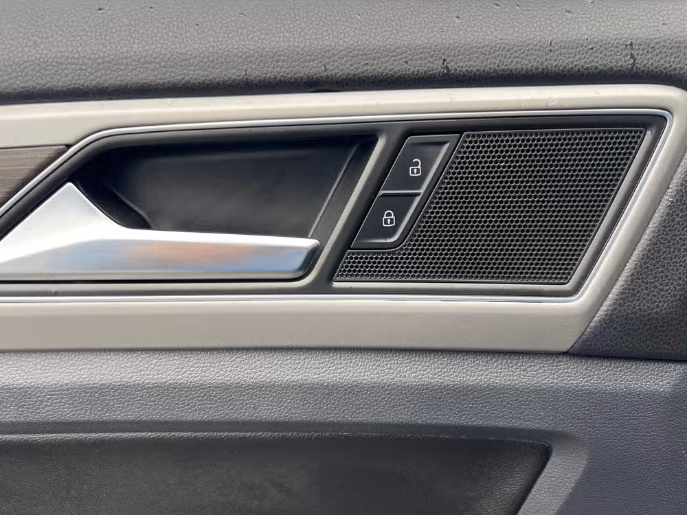 2018 VOLKSWAGEN ATLAS SE 4MOTION Image 23