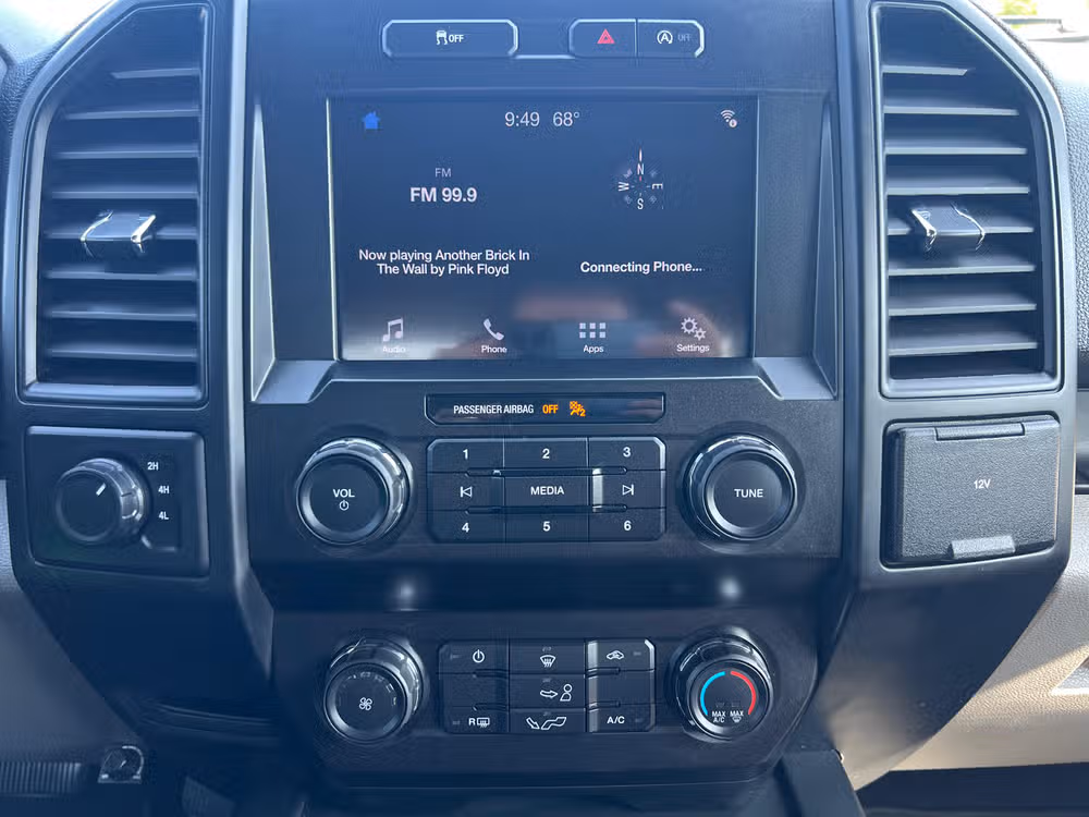 2019 FORD F-150 STX Image 17