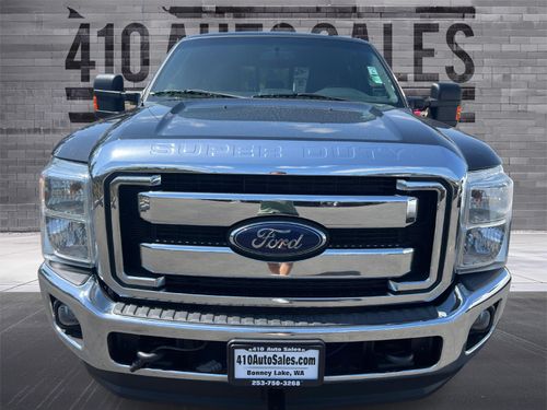 2015 FORD F-350 LARIAT FX4 Lower Image 3
