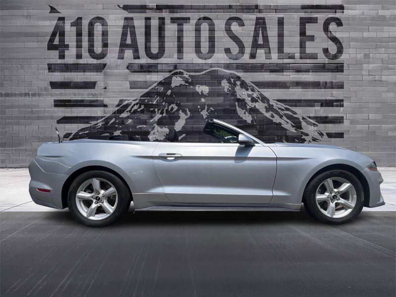 2019 FORD MUSTANG ECOBOOST Upper Image 2