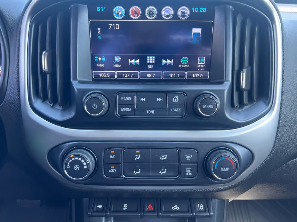 2018 CHEVY COLORADO LT Image 16