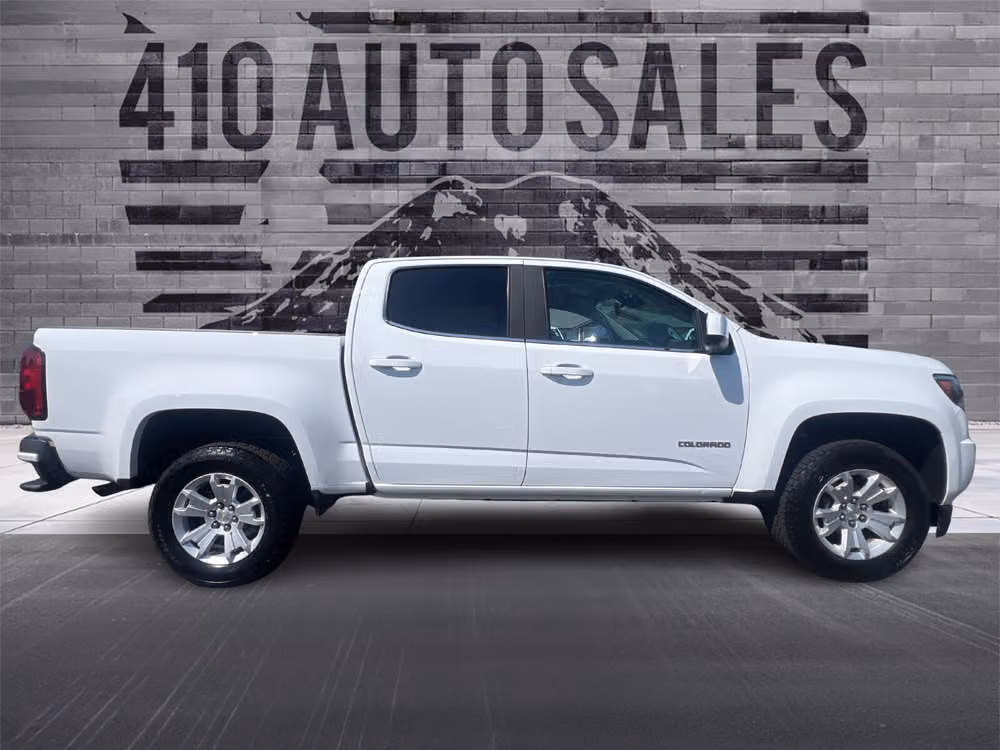 2018 CHEVY COLORADO LT Image 2