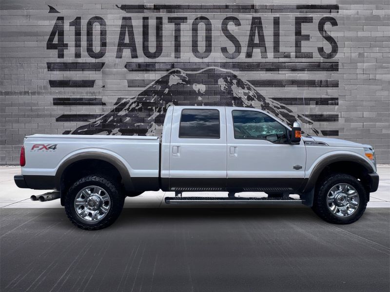 2016 Ford F-350 King Ranch photo 2