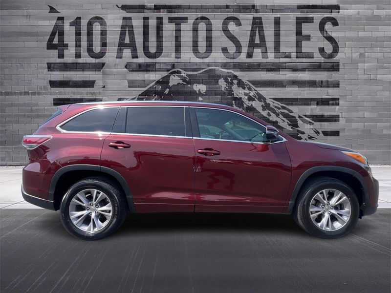 2014 TOYOTA HIGHLANDER XLE Upper Image 2