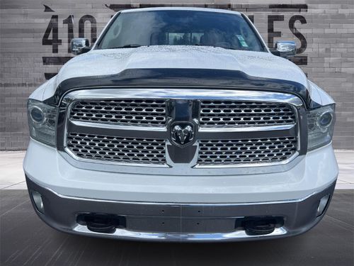 2015 RAM 1500 LARAMIE Lower Image 3