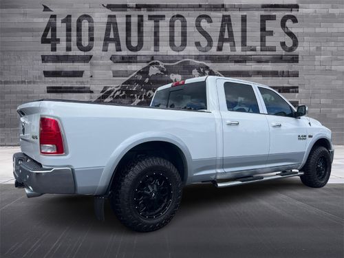 2015 RAM 1500 LARAMIE Lower Image 1