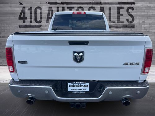 2015 RAM 1500 LARAMIE Lower Image 2