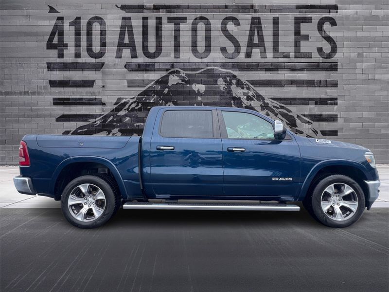 2019 RAM 1500 LARAMIE Upper Image 2