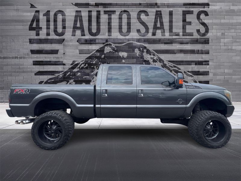 2016 Ford F-250 Lariat photo 2