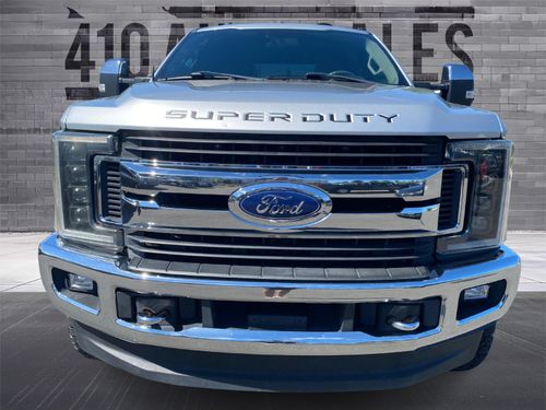 2017 FORD F-350 XLT Lower Image 3