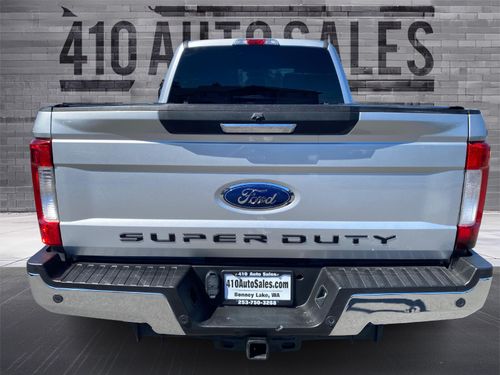 2017 FORD F-350 XLT Lower Image 2