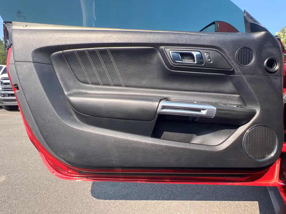 2016 FORD MUSTANG GT PREMIUM *PERFORMANCE PACKAGE* Image 22