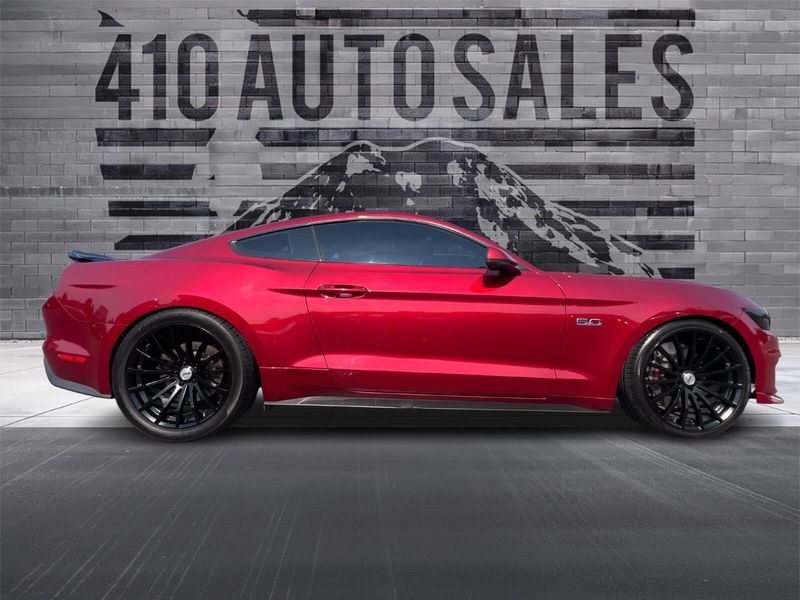 2016 FORD MUSTANG GT PREMIUM *PERFORMANCE PACKAGE* Upper Image 2