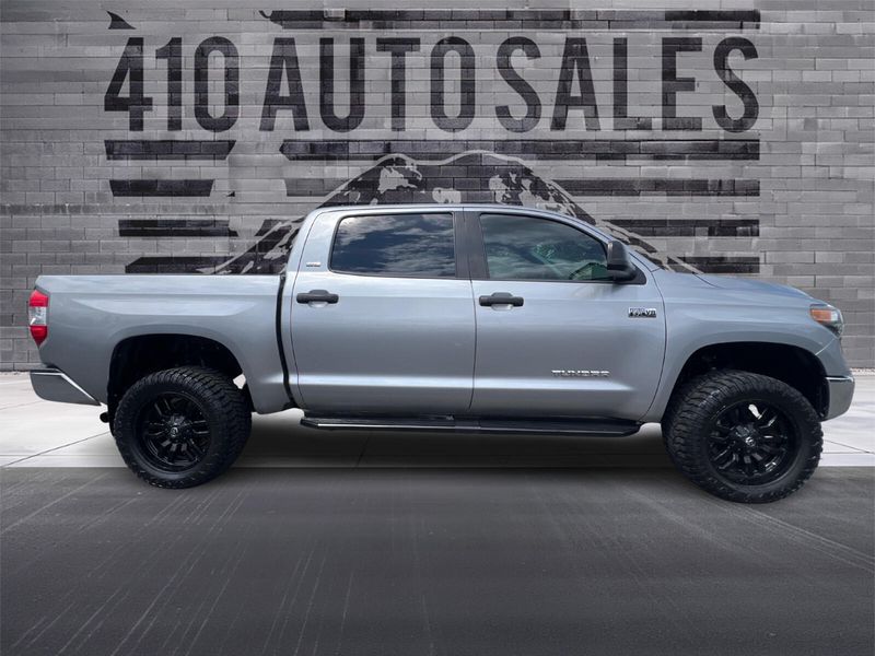 2021 TOYOTA TUNDRA SR5 CREWMAX Upper Image 2
