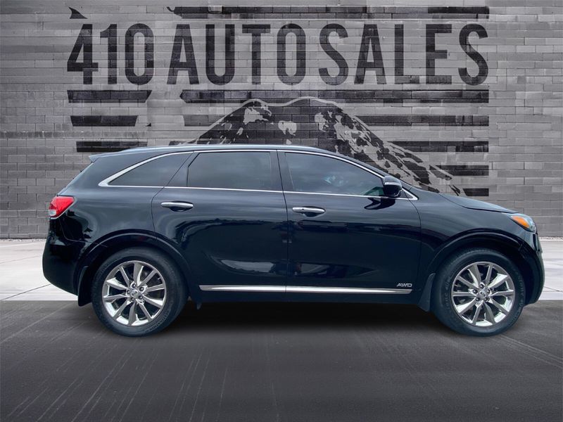 2017 KIA SORENTO SX LIMITED AWD Upper Image 2