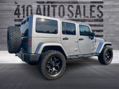 2017 JEEP WRANGLER UNLIMITED SAHARA Lower Image 1