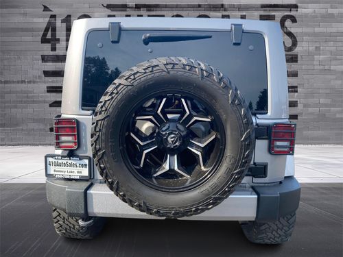 2017 JEEP WRANGLER UNLIMITED SAHARA Lower Image 2