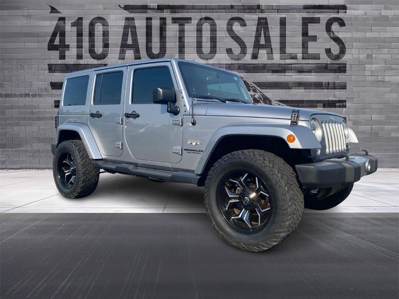 2017 JEEP WRANGLER UNLIMITED SAHARA Upper Image 1