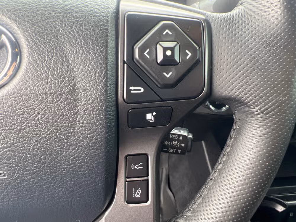 2019 TOYOTA TACOMA TRD-OFFOAD Image 22