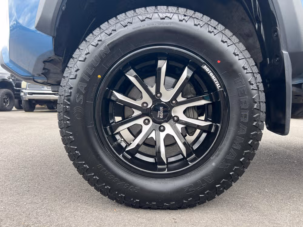 2019 TOYOTA TACOMA TRD-OFFOAD Image 11