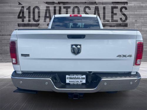 2017 RAM 2500 LARAMIE Lower Image 2