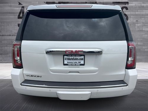 2017 GMC YUKON DENALI Lower Image 2