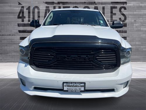2017 RAM 1500 SPORT Lower Image 3