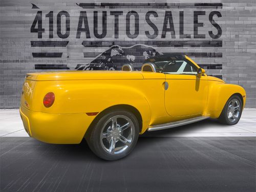 2003 Chevrolet SSR LS Regular Cab Convertible Lower Image 1
