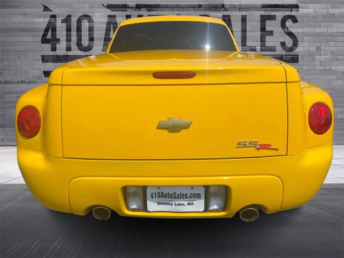 2003 Chevrolet SSR LS Regular Cab Convertible Lower Image 2