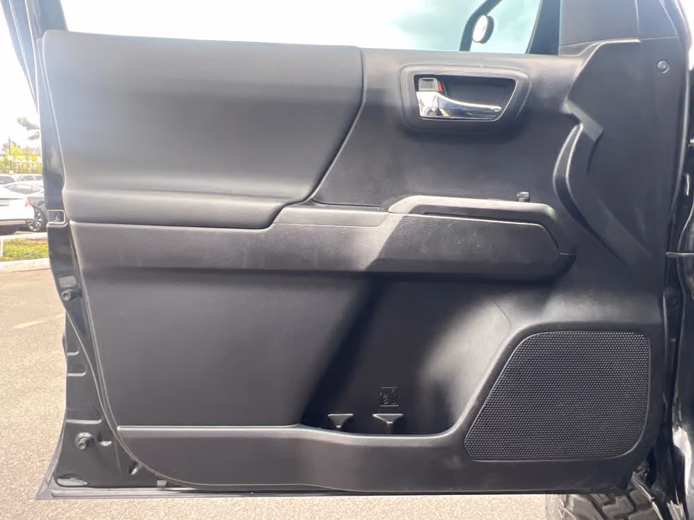 2020 TOYOTA TACOMA SR5 *LONG BED* 4X4 Image 25