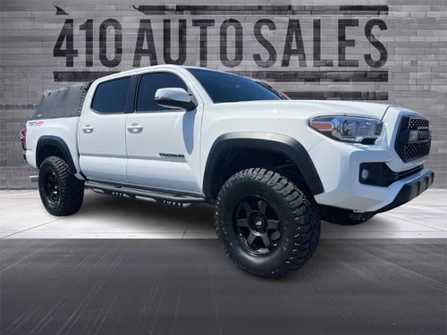 2528 - 2017 TOYOTA TACOMA TRD OFF-ROAD