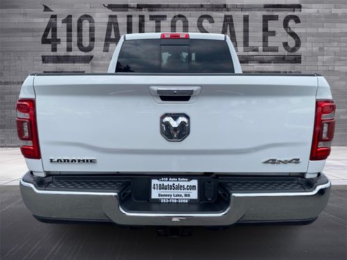 2020 RAM 2500 LARAMIE Lower Image 2