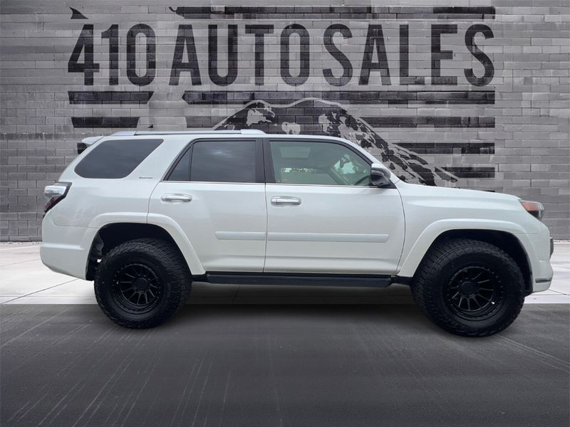 2015 TOYOTA 4RUNNER LIMITED Upper Image 2