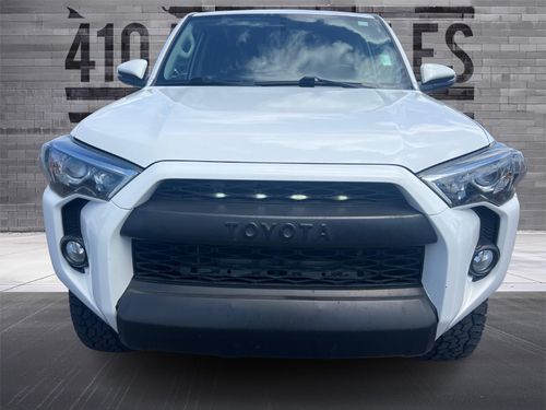 2016 Toyota 4Runner SR5 Premium Lower Image 2