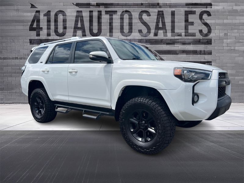 2016 Toyota 4Runner SR5 Premium Upper Image 1