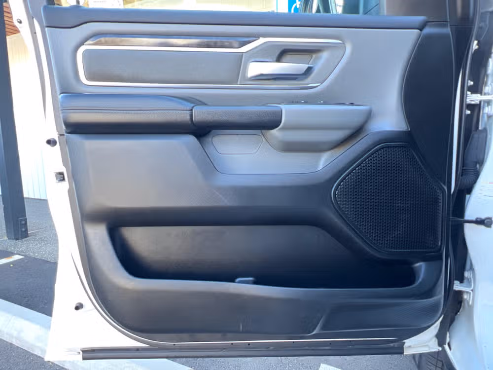 2019 RAM 1500 BIG HORN CREW CAB 4X4 Image 22