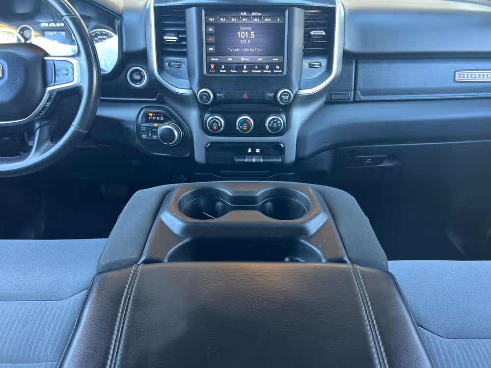 2019 RAM 1500 BIG HORN CREW CAB 4X4 Image 16