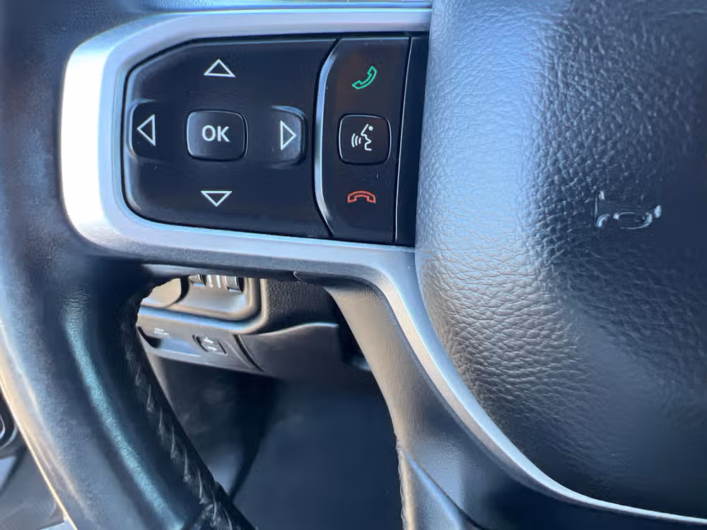 2019 RAM 1500 BIG HORN CREW CAB 4X4 Image 19