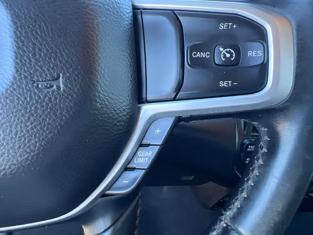 2019 RAM 1500 BIG HORN CREW CAB 4X4 Image 20