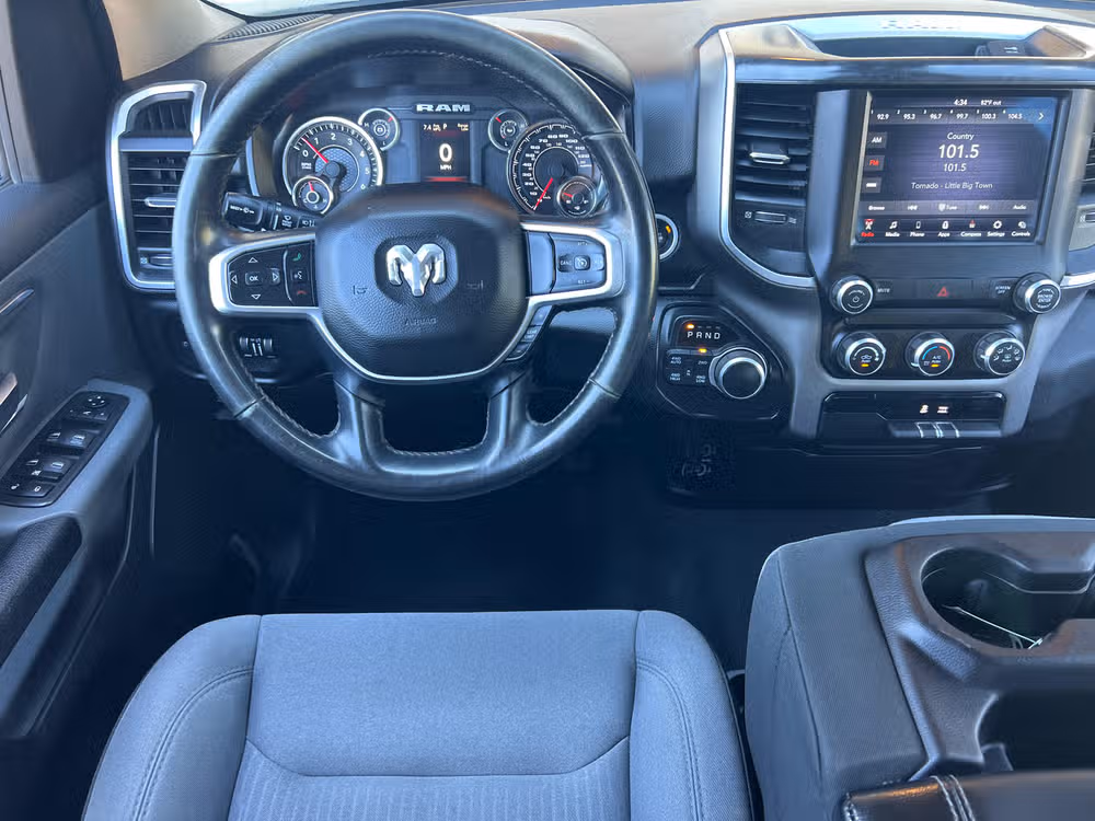 2019 RAM 1500 BIG HORN CREW CAB 4X4 Image 13