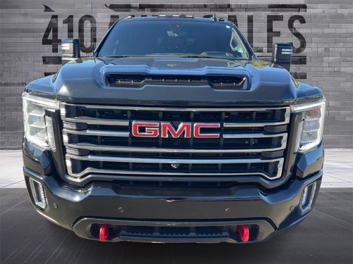 2022 GMC 3500HD AT4 Lower Image 3