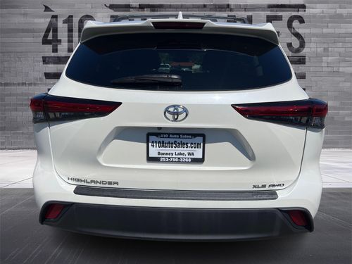 2020 TOYOTA HIGHLANDER XLE Lower Image 2