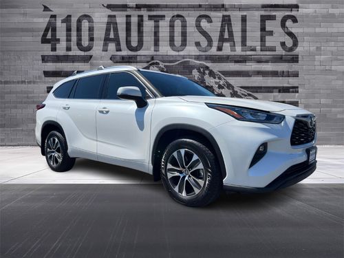 2555 - 2020 TOYOTA HIGHLANDER XLE