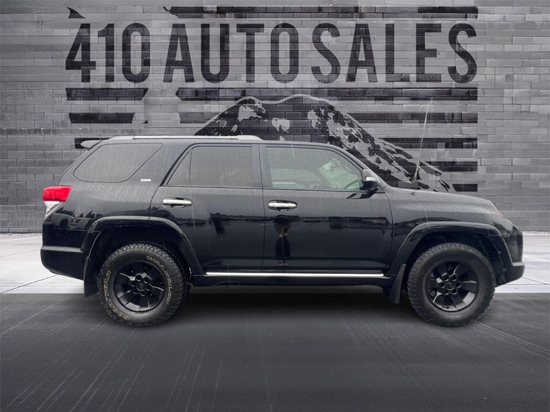 2013 TOYOTA 4RUNNER SR5 SPORT Upper Image 2