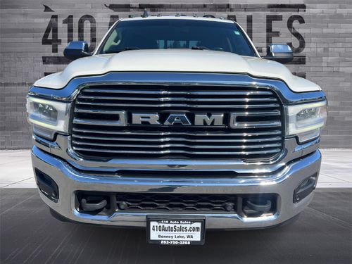 2019 RAM 3500 LARAMIE DUALLY Lower Image 3