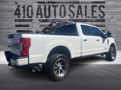 2017 FORD F-350 PLATINUM Lower Image 1