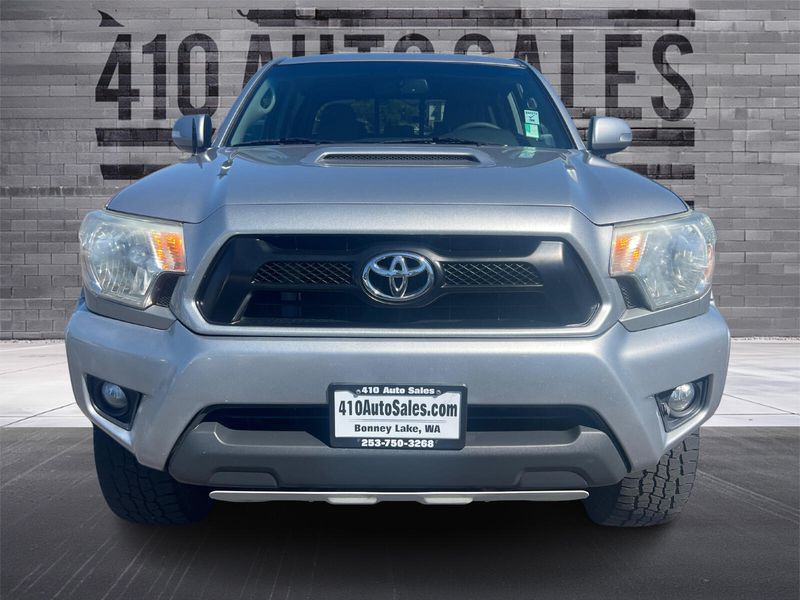 2014 Toyota Tacoma V6 photo 2