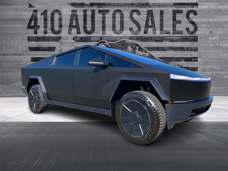 2024 TESLA CYBERTRUCK Upper Image 1
