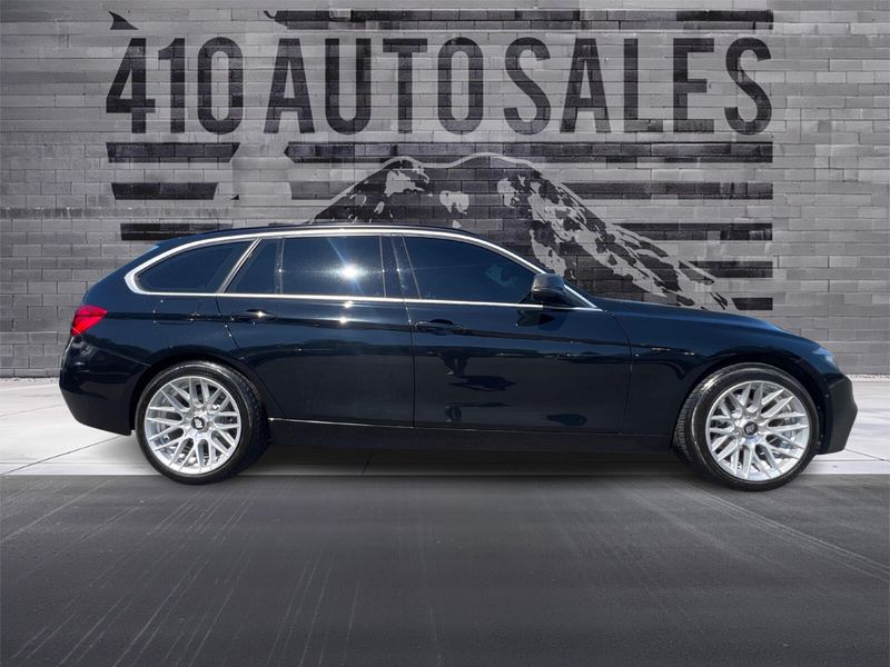 2017 BMW 3 SERIES 330I XDRIVE Upper Image 2